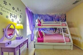 Emerald Island Resort, Private Pool, Game Room and BBQ Grill, Near Dis