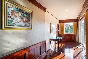 Anyaburi Private Pool Villa