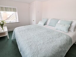 Tynemouth Village Penthouse