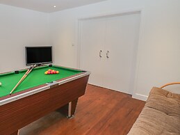 Low Melbecks House