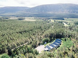 Golden Eagle Lodge
