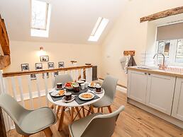 Stabl, Plas Moelfre Hall Barns