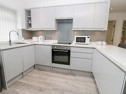 The Office Gardens, Apartment 1