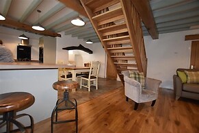 The Old Farmhouse Kitchen