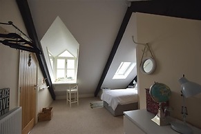 Gwelfor, Newport