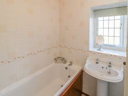 Howe Green Cottage