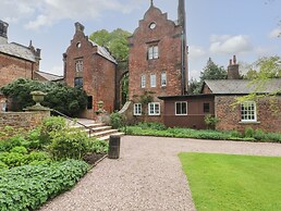 South Tower Cottage