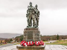 Little Tigh Clovelly