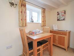 1 Rose Cottages