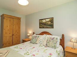 9 Manorcombe Bungalows
