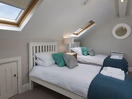 4 Keeper's Cottage, Hillfield Village