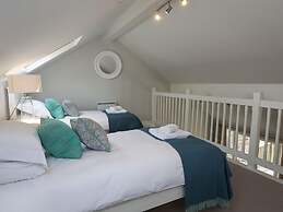 4 Keeper's Cottage, Hillfield Village
