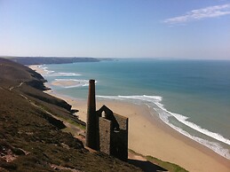 Idlewild, 2 Wheal Turnavore