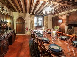 Battel Hall