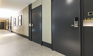 Brown Dot Hotel Jungja Beach