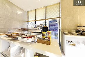 Brown Dot Hotel Jungja Beach