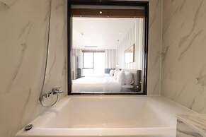 Brown Dot Hotel Jungja Beach