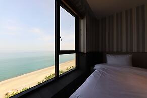 Brown Dot Hotel Jungja Beach