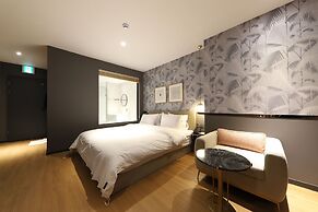 Brown Dot Hotel Jungja Beach