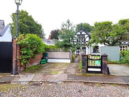 2 Ashby Place