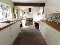 2 Ashby Place