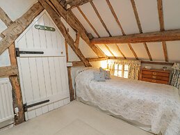 Lower Dolgenau- The Cottage