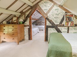 Lower Dolgenau- The Cottage