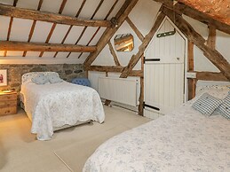 Lower Dolgenau- The Cottage