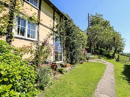 Lower Dolgenau- The Cottage