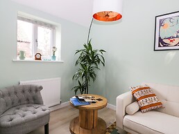 Robin's Nest Cottage