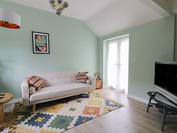 Robin's Nest Cottage