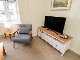 Blue Skye, 17 Talisker Walk