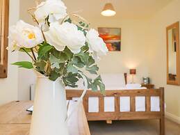 Blue Skye, 17 Talisker Walk