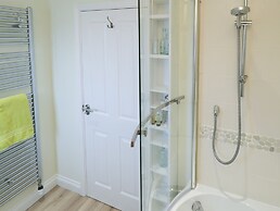 Blue Skye, 17 Talisker Walk