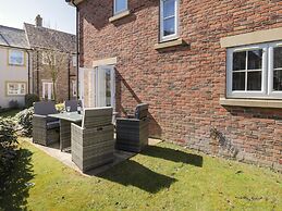 Blue Skye, 17 Talisker Walk