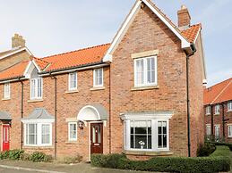 Blue Skye, 17 Talisker Walk