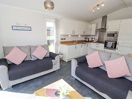 Duckling Lodge