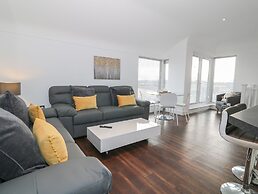 8 Marina View
