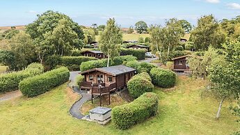 Snowy Owl Lodge