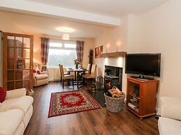 Glenfinglas Dam Cottage