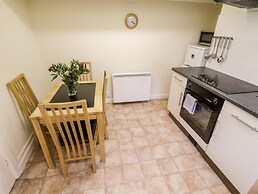 4 Rose Cottages