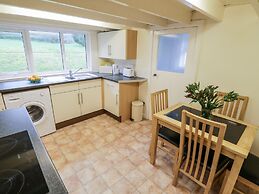 4 Rose Cottages