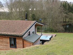 Tarn Lodge