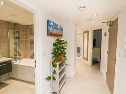 1 Arlington Villas