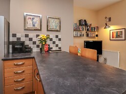 Apartment 4