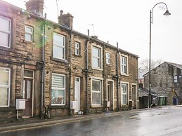 Over-under Cottage