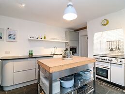 1 Jubilee Cottage