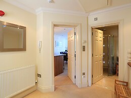 2 Embankment House