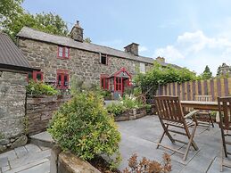 Bwthyn Dyfi