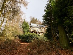 Folly Lodge